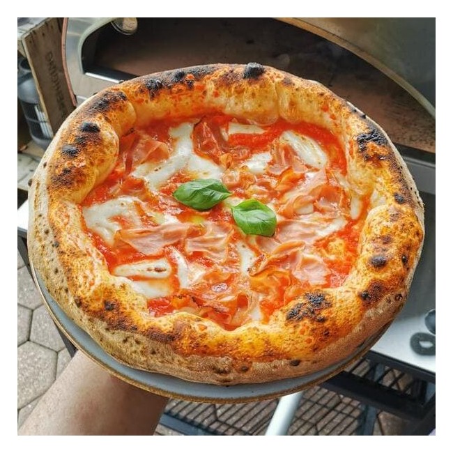 Large outdoor gas fired pizza oven mobile Emozione Pizza Party 2 pizza